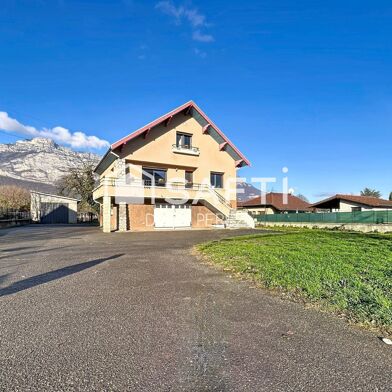 Maison 4 pièces 549000 €