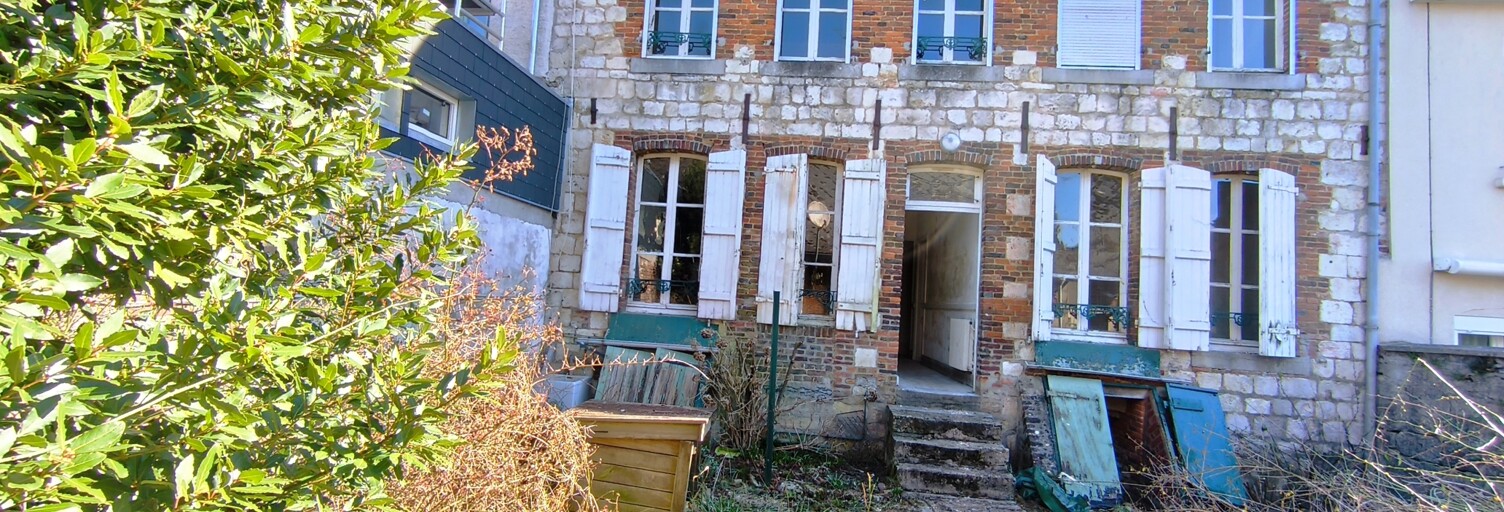 Maison 10 Pièces 176 m² à vendre à Aubenton (02500)