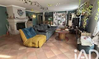 Maison 7 Pièces 275 m² à vendre à Jonquières-Saint-Vincent (30300)