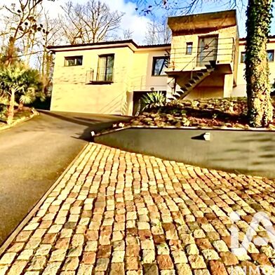 Maison 5 pièces 680000 €