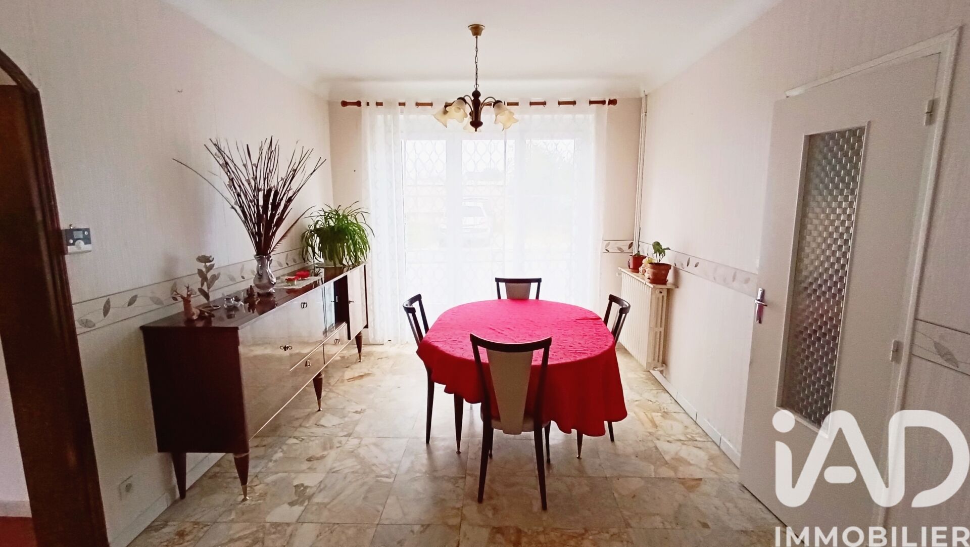 Villedieu-Sur-Indre - 84m² - 5p. - 3ch.