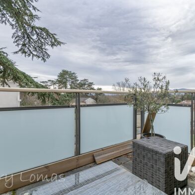 Appartement 4 pièces 1700 €