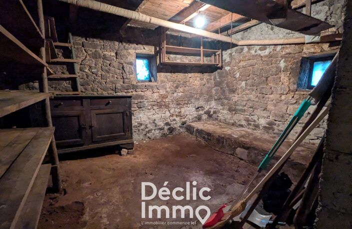 Charmante maison de village avec dépendances et grande grange — photo 4