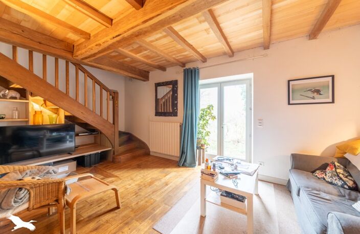 Maison en pierre de 4 pièces principales — photo 2