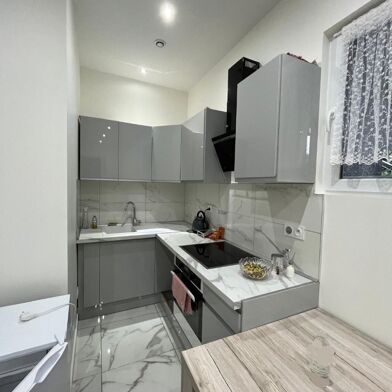 Appartement 1 pièces 890 €