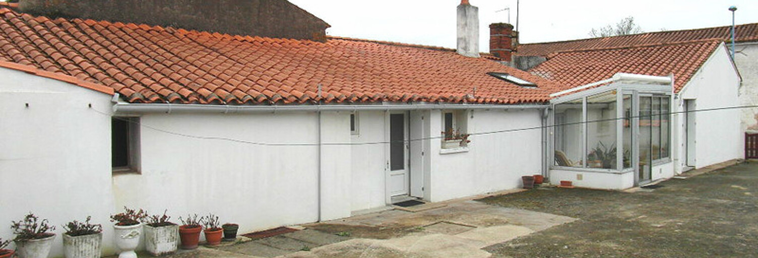 Maison 4 Pièces 70 m² à vendre à Les Magnils-Reigniers (85400)