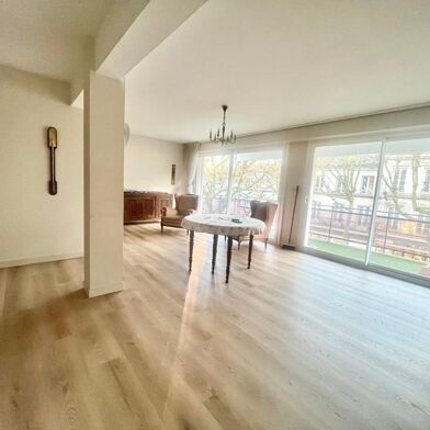 Appartement 4 pièces 213000 €