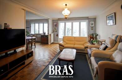 Appartement 4 pièces 192600 €