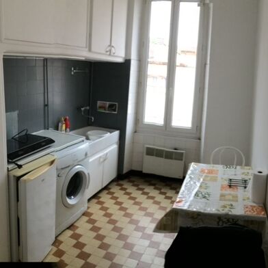 Appartement 1 pièces 710 €
