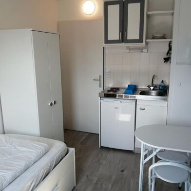 Appartement 1 pièces 370 €