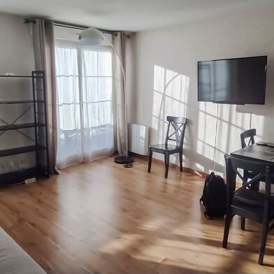 Appartement 2 pièces 930 €