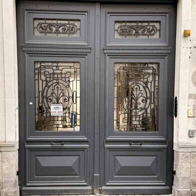 Appartement 3 pièces 128400 €