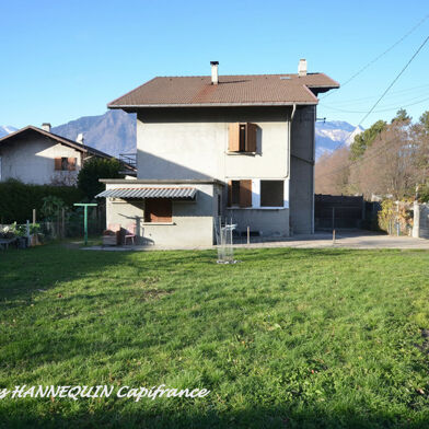 Maison 6 pièces 299900 €