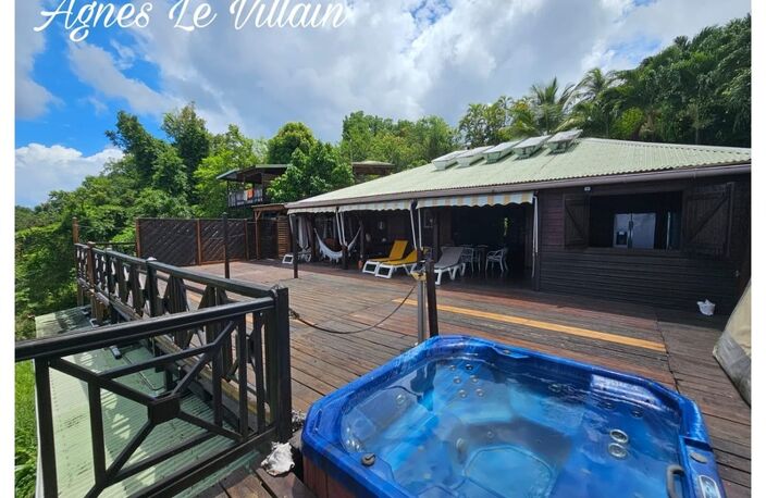 Propriété de 9 gites et 2 piscines Vue Mer — photo 2