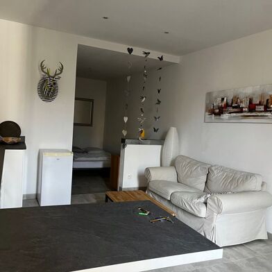 Appartement 2 pièces 900 €