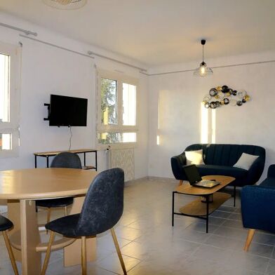 Appartement 3 pièces 1290 €