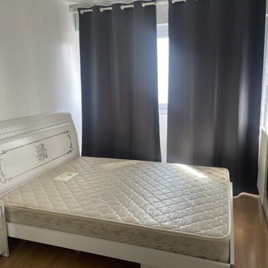 Appartement 1 pièces 700 €