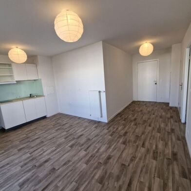 Appartement 2 pièces 990 €