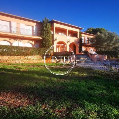 Maison 6 pièces 2392000 €