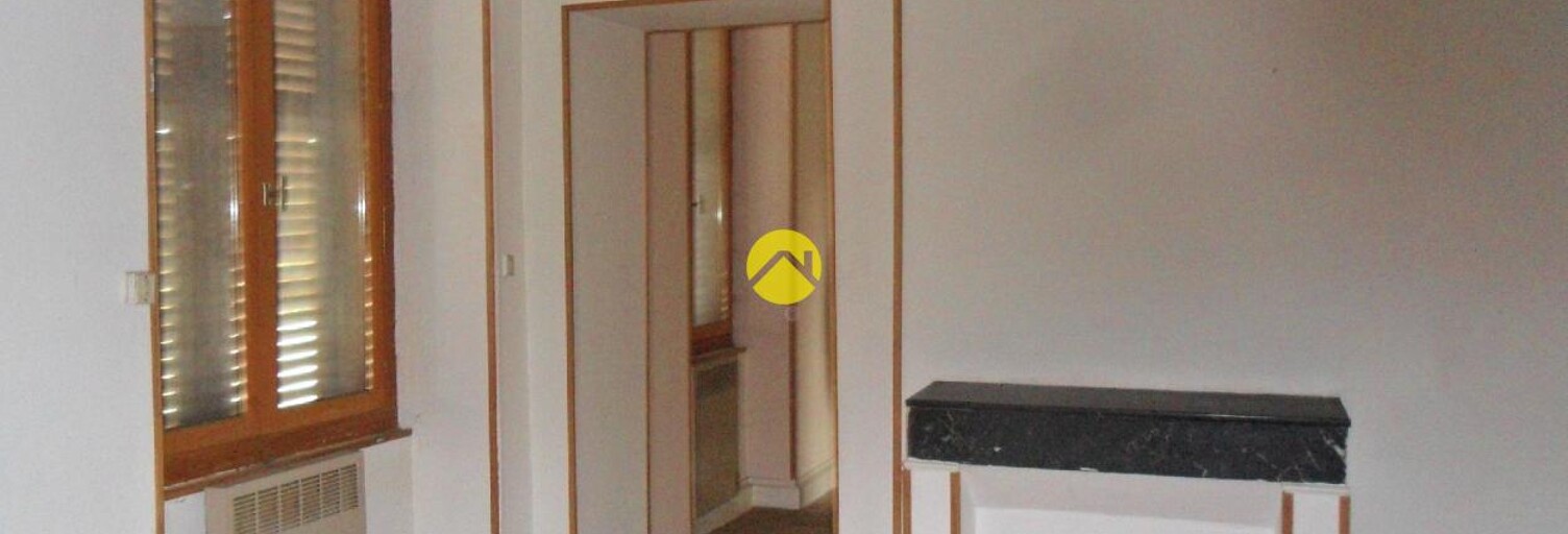 Maison 5 Pièces 110 m² à vendre à Ainay-le-Château (03360)