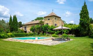 Maison 8 Pièces 345 m² à vendre à Orange (84100)