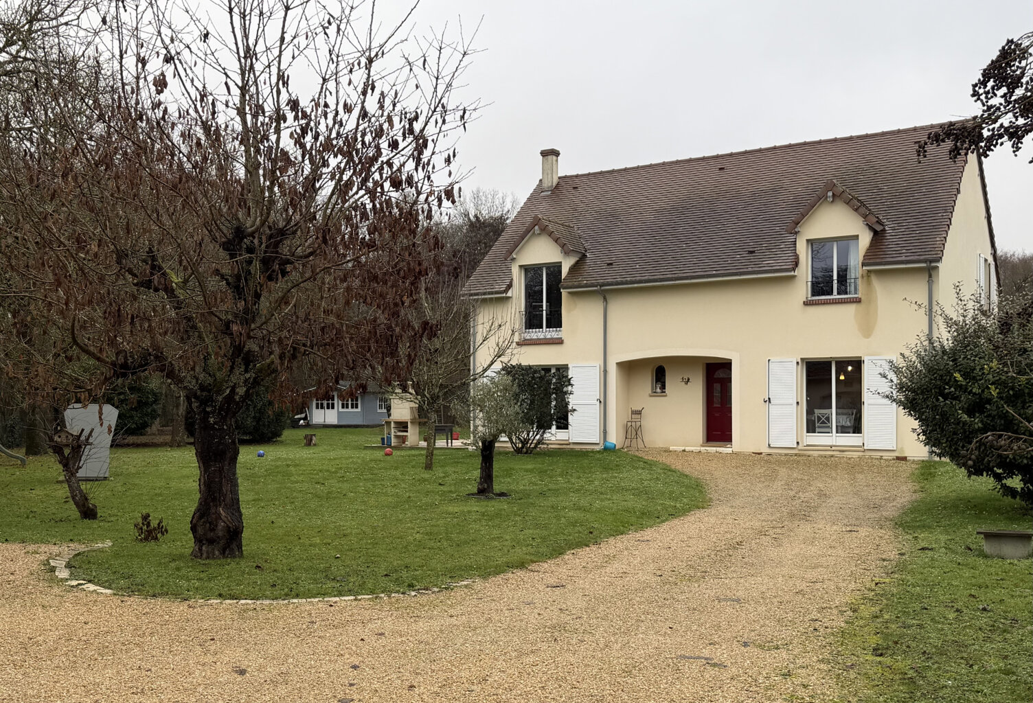 Maison avec 4 chambres et garage -  Nargis — photo 1