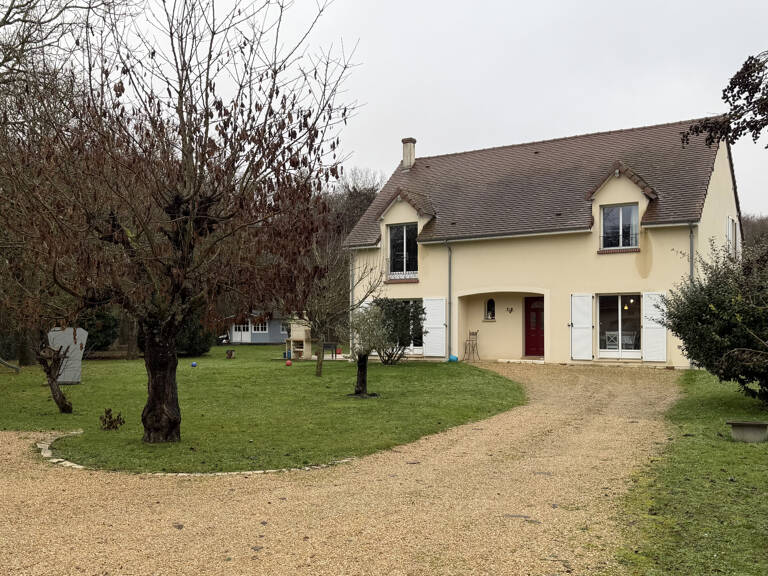 Maison avec 4 chambres et garage -  Nargis — photo 1