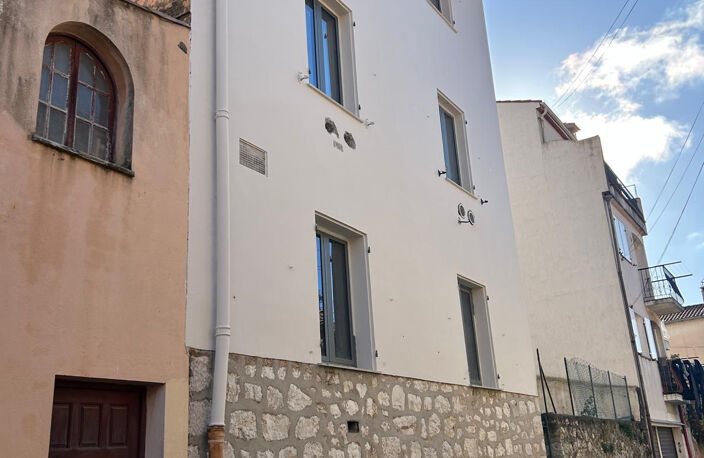 La Turbie   Coquet 2 pièces rénové avec aperçu mer   Centre- — photo 5