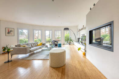 Maison 10 pièces 890800 €