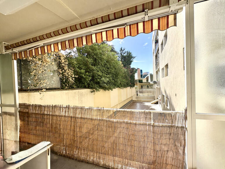 TOULON - Mourillon Centre : T2 vendu LOUÉ, plein Sud — photo 1