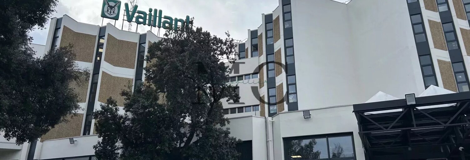 Commerce 1 Pièce 420 m² à louer à Marseille 11 (13011)