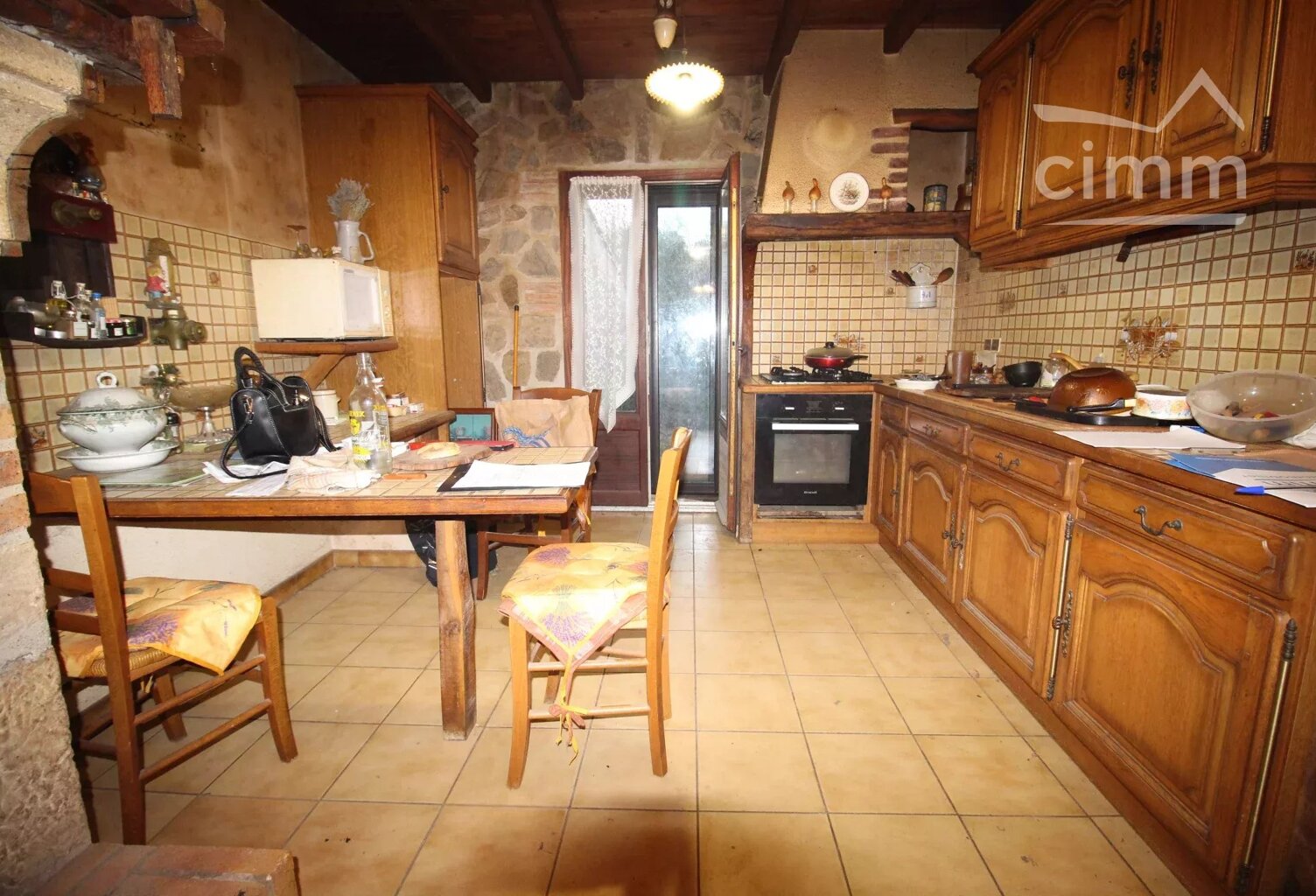 A vendre maison de village avec jardin, un local de rangement et — photo 1