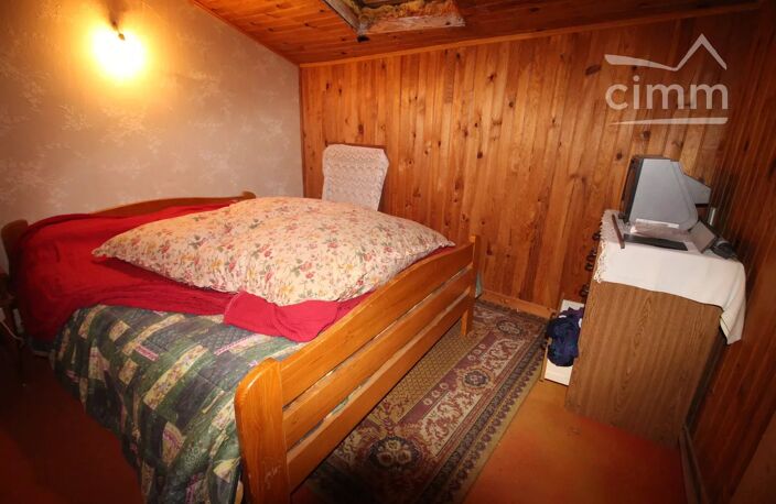 A vendre maison de village avec jardin, un local de rangement et — photo 5