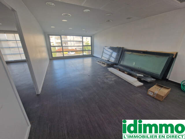 AUTERIVE-Local commercial 72 m2 — photo du bien