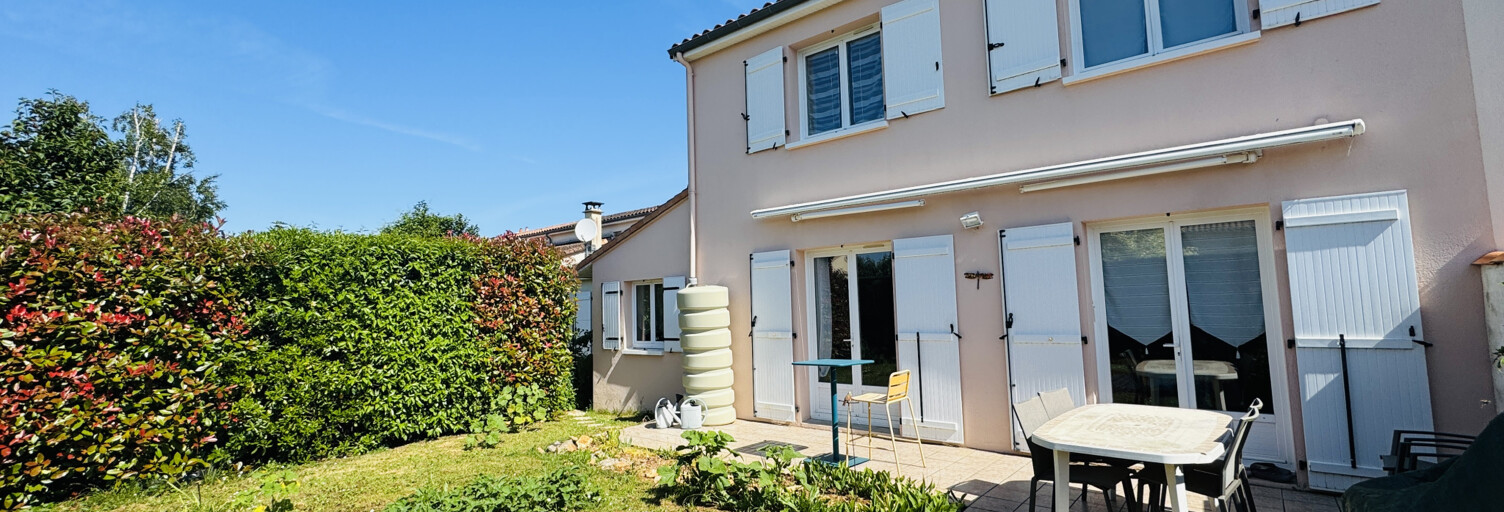 Maison 6 Pièces 104 m² à vendre à Buxerolles (86180)