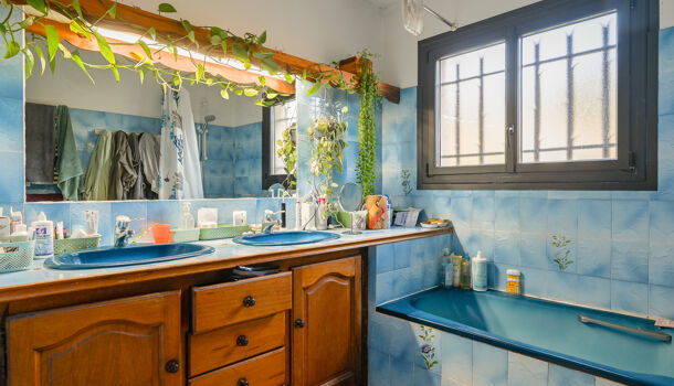 Villa / Maison 6 pièces  à vendre Hyères 83400