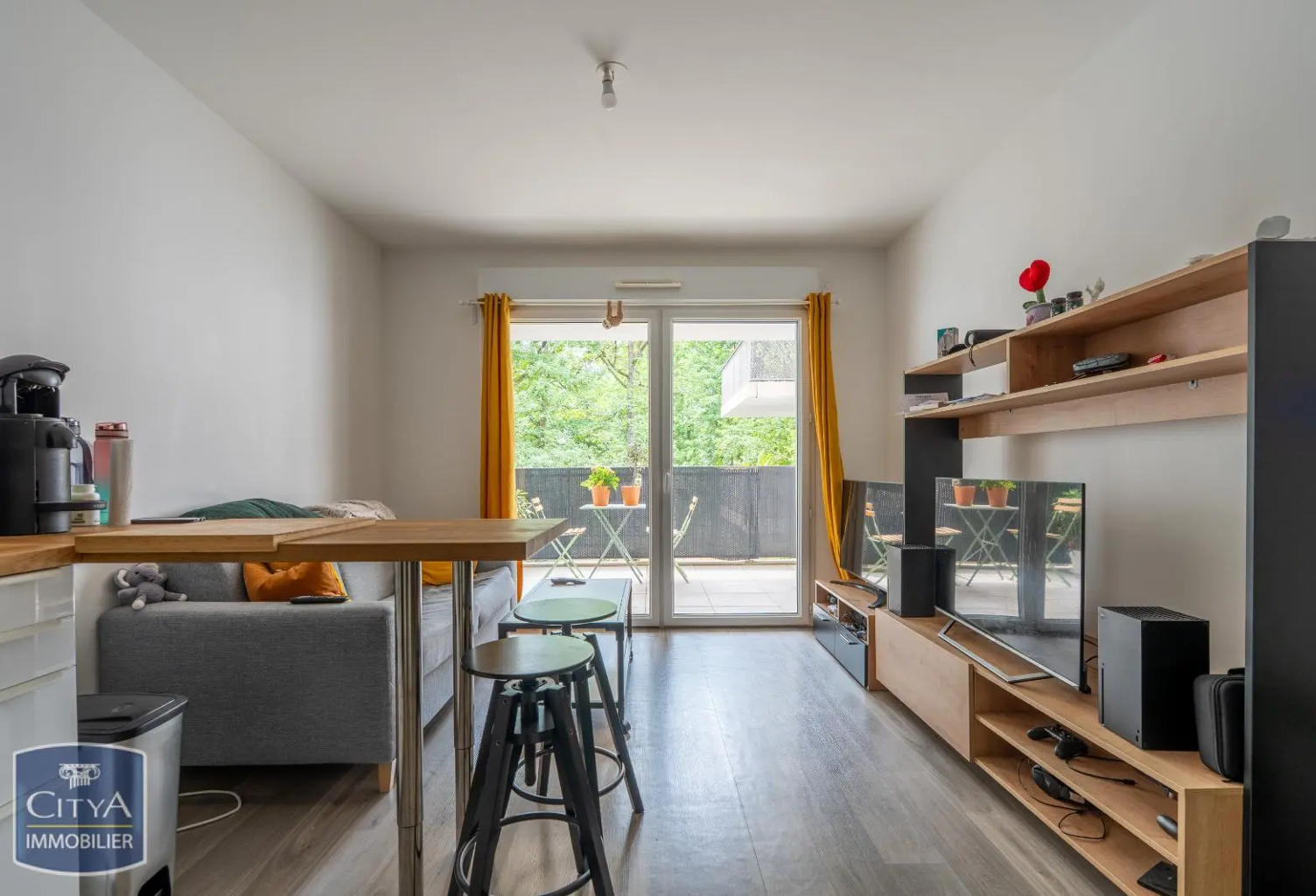 Vente appartement   Tours (37200) — photo 1