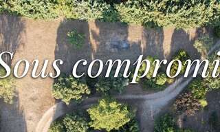 Terrain  1006 m² à vendre à Cucuron (84160)