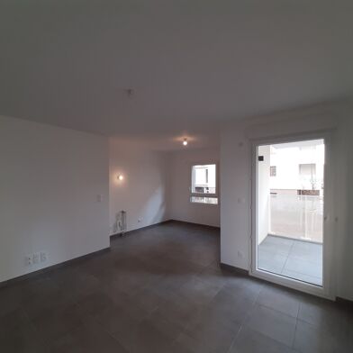 Appartement 3 pièces 865 €