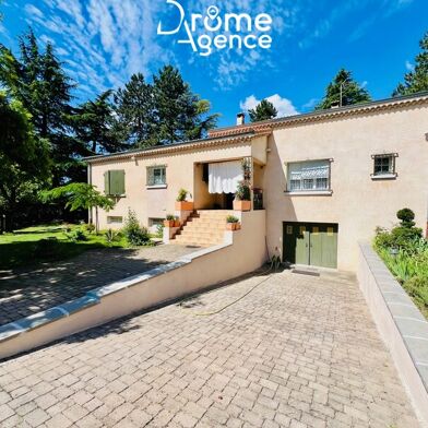 Maison 5 pièces 493000 €