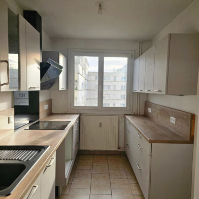 Appartement 4 pièces 114000 €