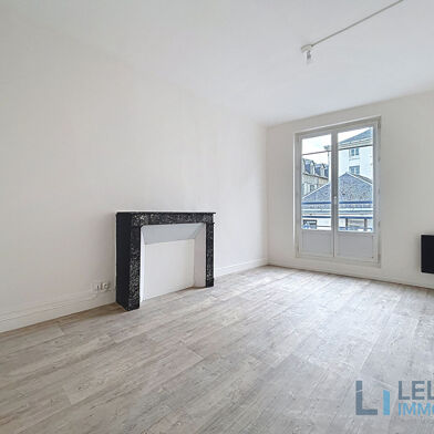 Appartement 3 pièces 650 €