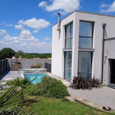 Maison 6 pièces 399000 €