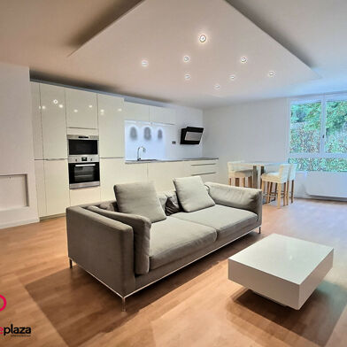 Appartement 3 pièces 1550 €