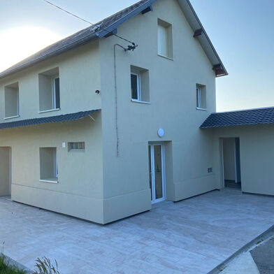 Maison 4 pièces 1180 €