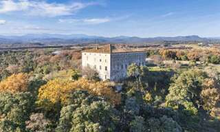 Maison 20 Pièces 610 m² à vendre à Saint-Nazaire-des-Gardies (30610)