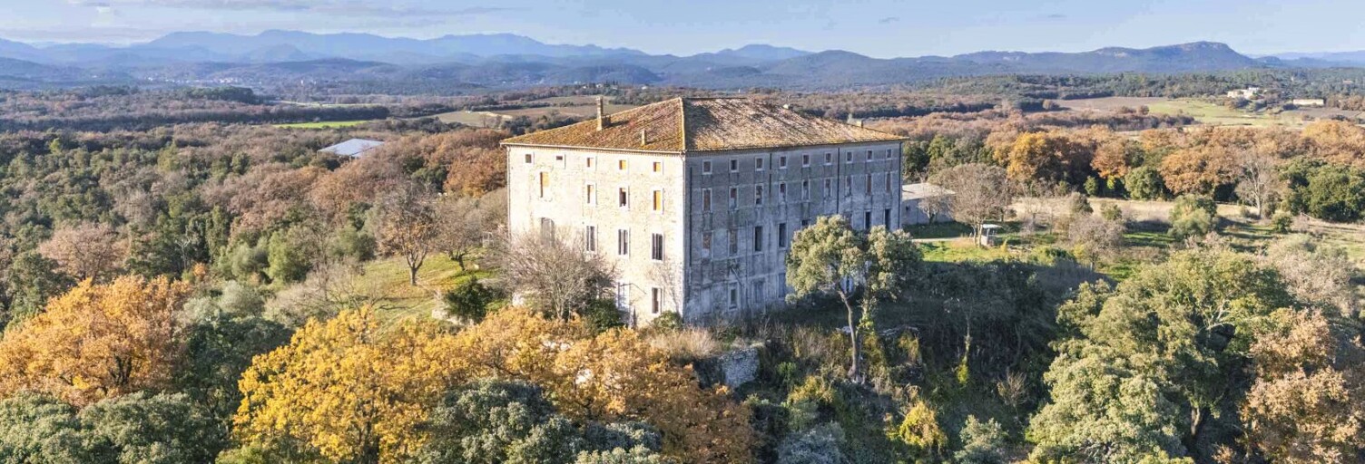 Maison 20 Pièces 610 m² à vendre à Saint-Nazaire-des-Gardies (30610)