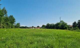 Terrain  3149 m² à vendre à Saint-Priest-Bramefant (63310)
