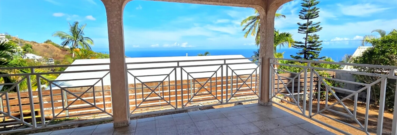 Maison 5 Pièces 118 m² à louer à Saint-Paul (97460)