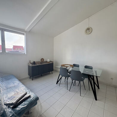 Appartement 2 pièces 560 €